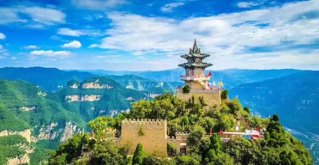 山西乡宁云丘山景区荣获2024年度“国家5A级景区100强”奖项(图1)
