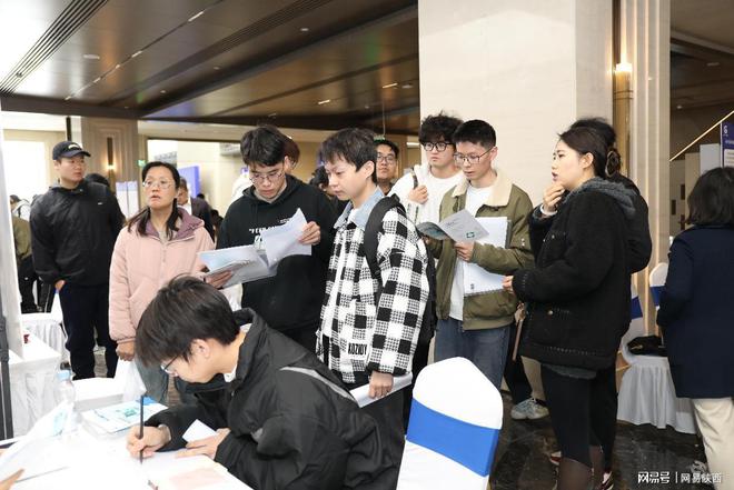 激发人力资源动能汇聚人才发展合力2024年陕西省人力资源创新发展行动暨预测系统发布会在高新区举行(图5)