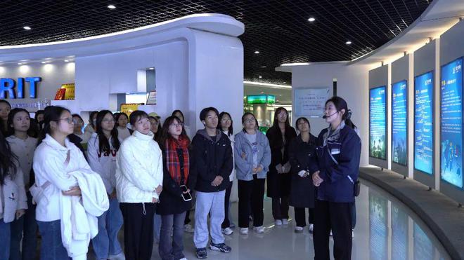 “职”面企业——2024年高校毕业生就业实践课堂活动圆满落幕(图2)