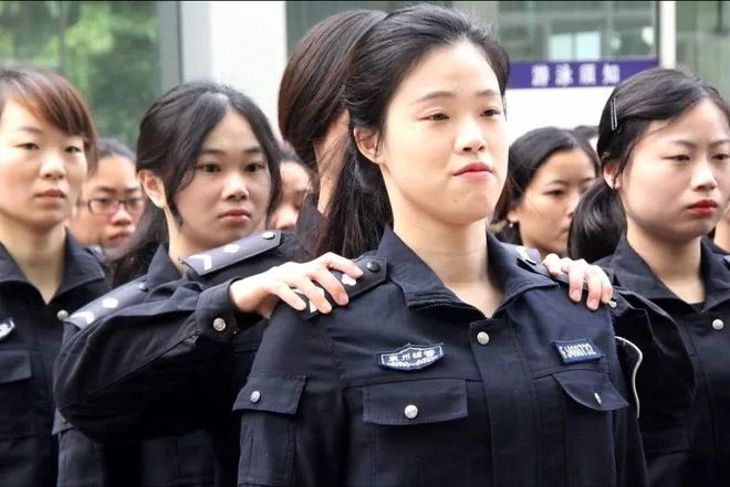 大学生别再被骗了！这4个“体制内”其实是没编制的“临时工”(图4)