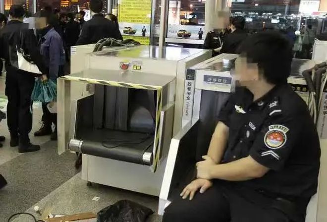 看来日子确实不太好过？连上海地铁都裁员了首批高达2000人……(图7)