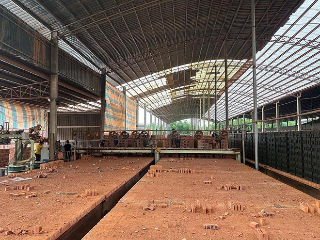 5名疑似智障人员从砖厂被解救临湘警方:暂未发现其他智障者(图4)