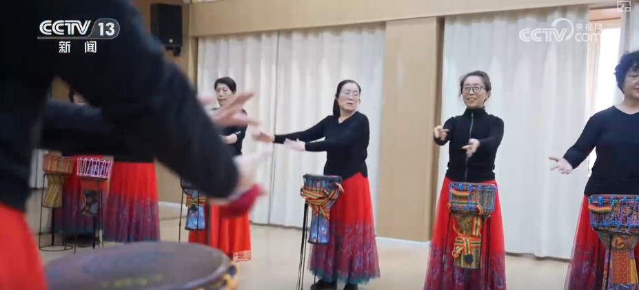 旺盛需求催生超万亿级“银发经济”大市场 智慧赋能让“享老”更有温度(图2)