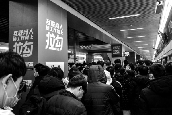 2万8介绍费换月薪1750每天干16小时(图8)